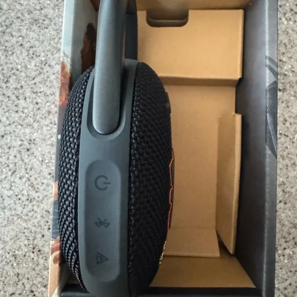 JBL Black and Orange Portable Speaker - Picture 3 of 7